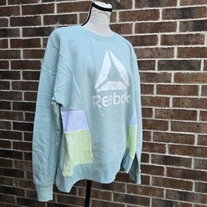 Reebok Logo Pastel Blue Crewneck Pullover Sweatshirt NWT XL